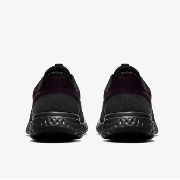 NIKE REVOLUTION 6 RUNNING SNEAKER IN BLACK/ ANTHRACITE - Picture 7 of 13